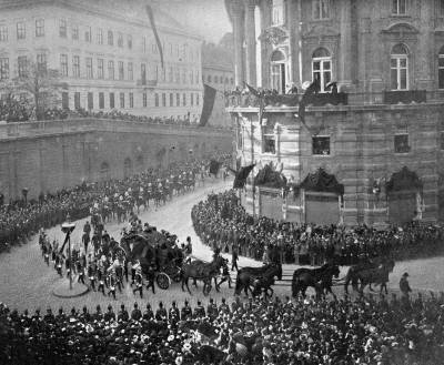 Erzsbet kirlyn temetsi menete Bcsben, 1898. szeptember 25., Uj Idk
