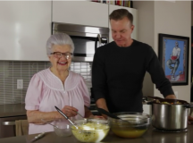 A 89 éves kanadai magyar akinek főzőműsora van a YouTube-on