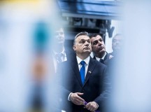 Orbánnak viszket a tenyere